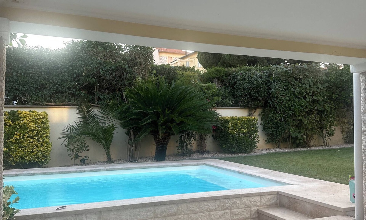 Cros-de-Cagnes Apartment | À Louer Studio Cros de Cagnes Proche Bord de mer à Pied Avec Piscine Dispo Août