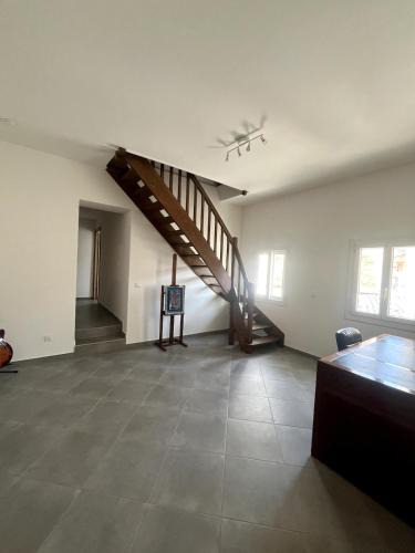 La Californie Apartment | 140 m apartment, 4 bedrooms sea airport and tram