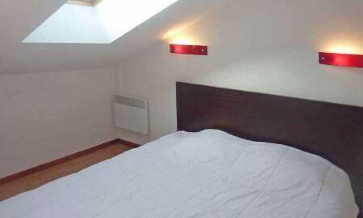 Les Orres Apartment | 200m from shops, 3rd floor, view swimming pool, swimming pool, sauna, hammam, balcony, ski locker