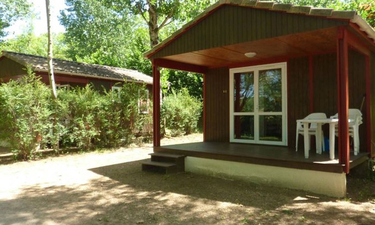 Badefols-sur-Dordogne Ski Chalet | 3-Room Chalet with Terrace, 2 Bedrooms for 2 to 6 Guests