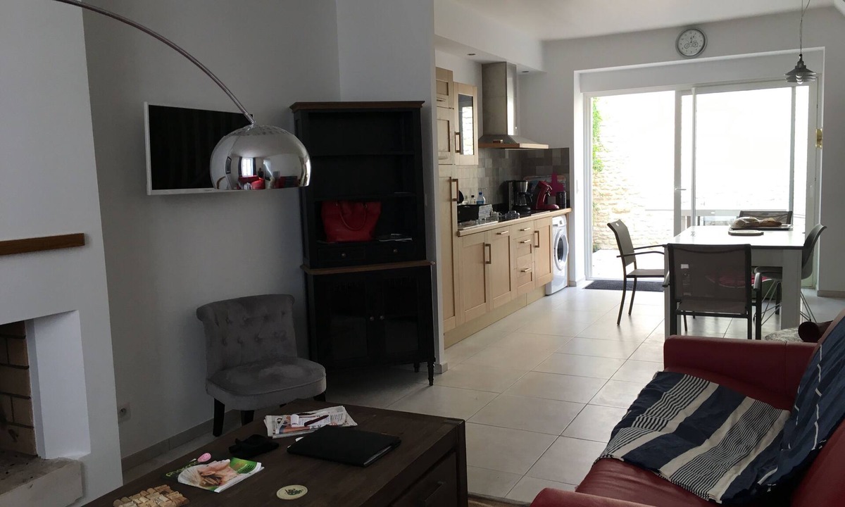 Le Chateau-d'Oleron House | A house in the heart of the village of Château d'Oleron