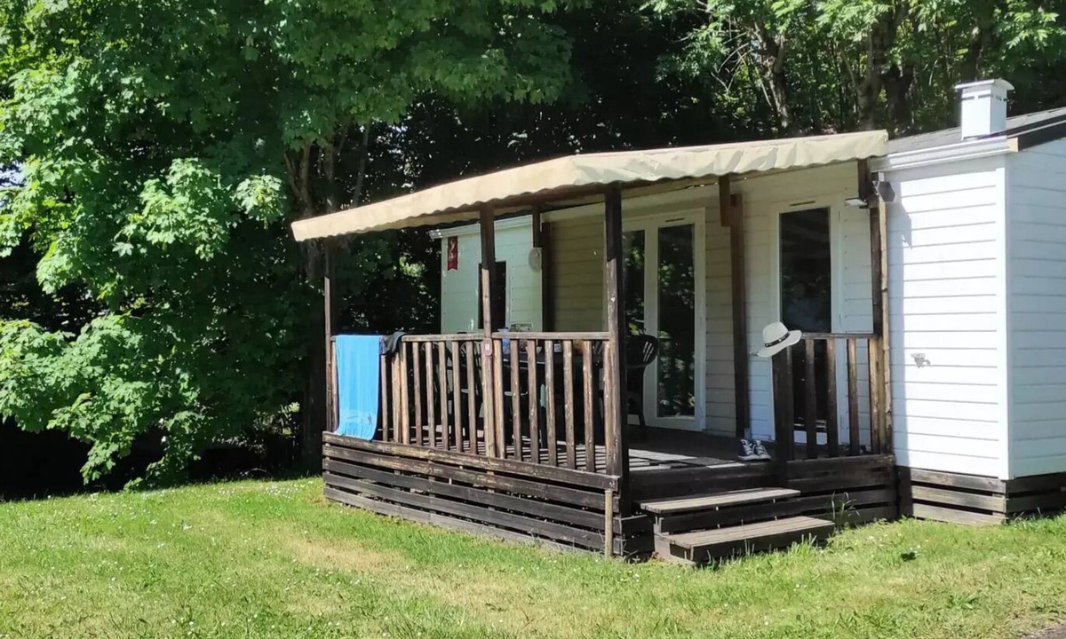 Saint-Paul-de-Vezelin House | Air-conditioned mobile home/2 bedrooms/25m2/TV/Covered terrace 5 people
