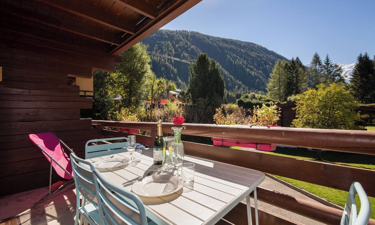 Chamonix-Mont-Blanc Apartment | Améthystes E01Ski In/Ski Out w/Shared Pool in Argentière-Chamonix, Argentière (Chamonix), France
