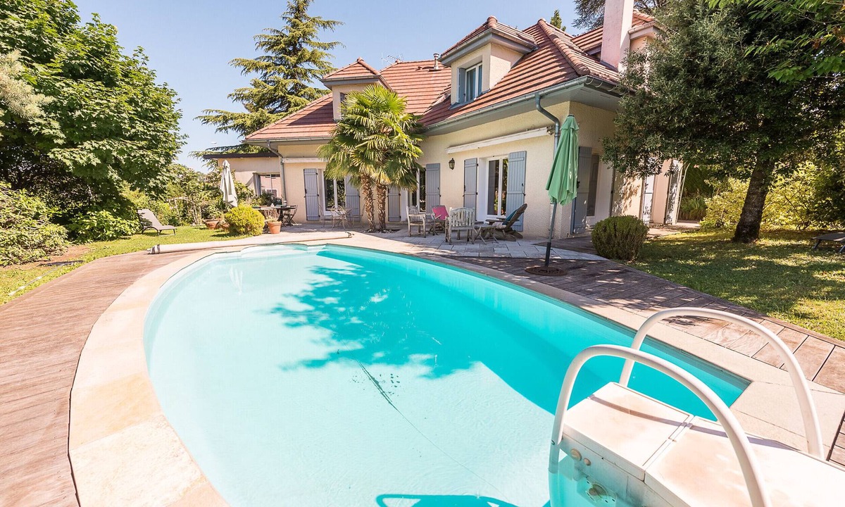 Annecy-le-Vieux House | ANNECY - Lumineuse Villa de famille avec Piscine
