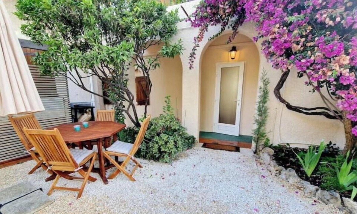 Plaine de la Brague Apartment | Antibes calm terrace near the sea - exceptional promotion june/july
