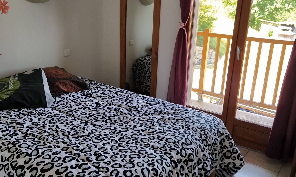 Marcieux Apartment | Apartment in house in the massif de l'épine near lac d'Aiguebelette