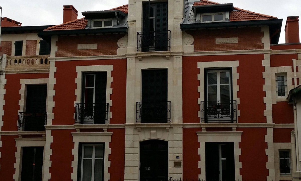 Biarritz City Centre Apartment | Apartment in Maison de Maître in the heart of Biarritz