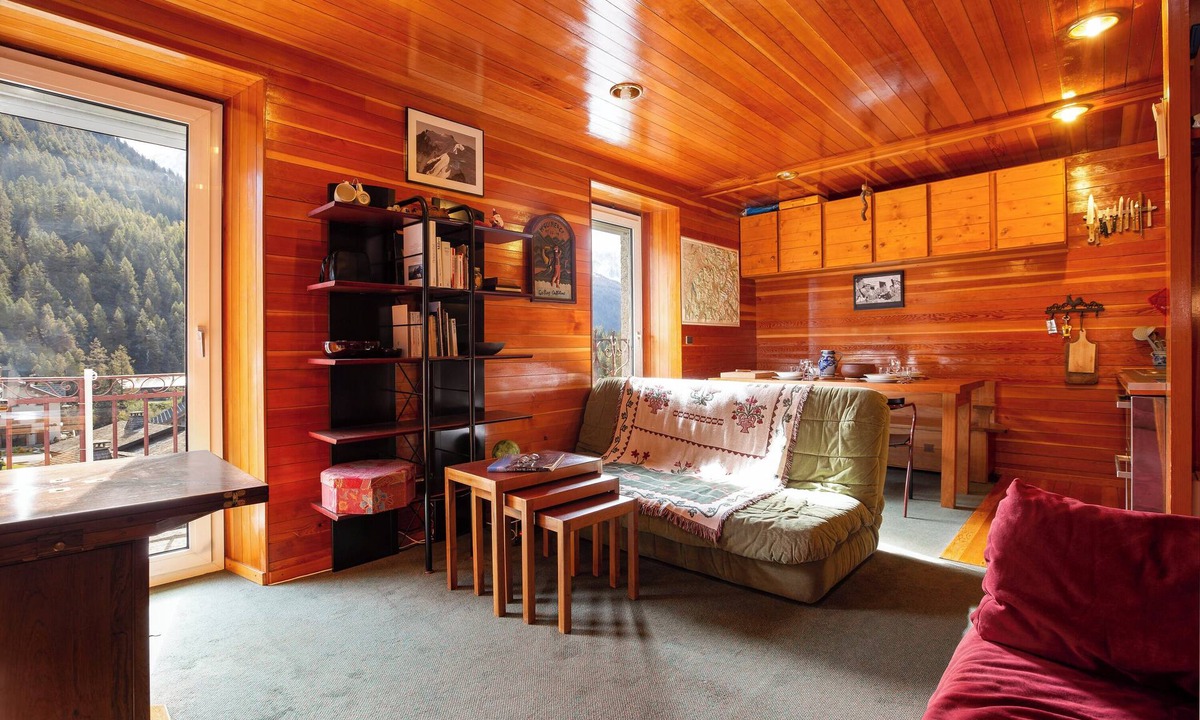 Montroc Apartment | Bel'Alp 17 Historical Residence Near Ski Lifts at Le Tour in Chamonix, Le Tour (Argentière), France