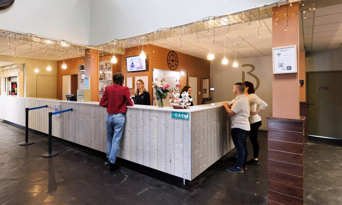Besse-et-Saint-Anastaise Hotel | Belambra Clubs Superbesse - Le Chambourguet - Half-board - Accommodation Classic 1 Bedroom 2 Adults and 1 Child Balcony