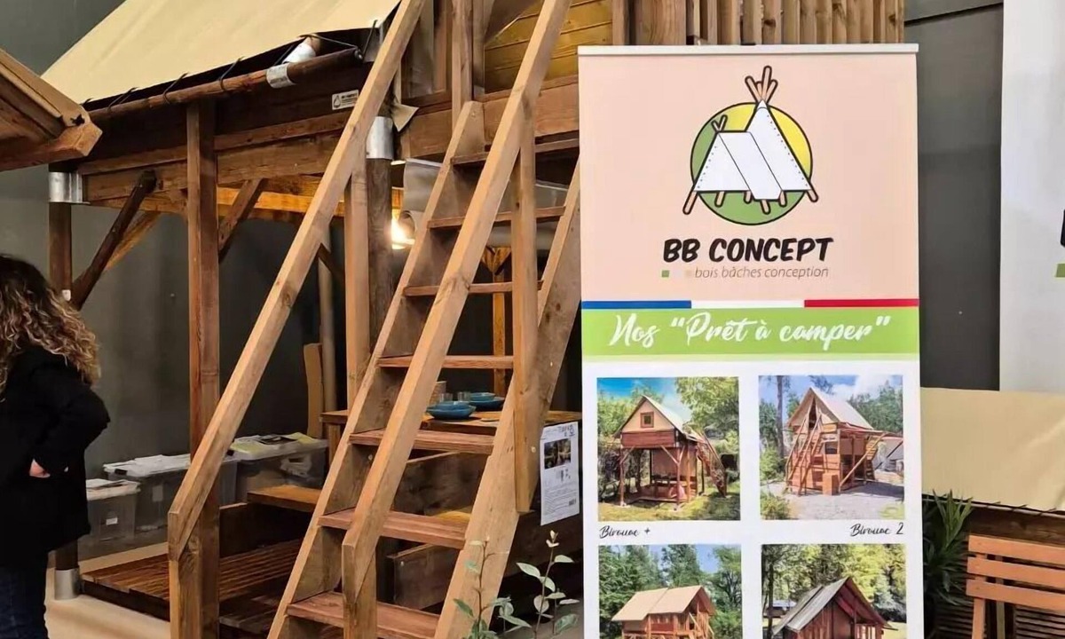 Le Change House | BIVOUAC TENT on wood and canvas stilts, without sanitary facilities for 2 people 2 people