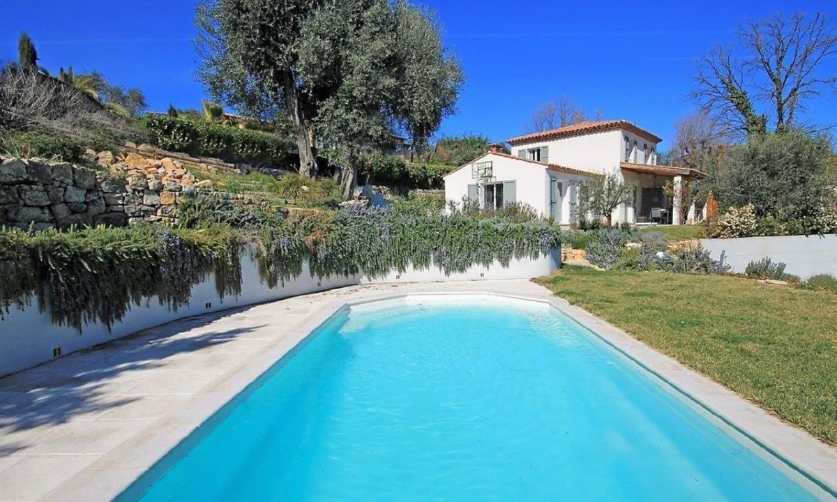 Le Rouret House | Côte d'Azur full villa heated pool sea view