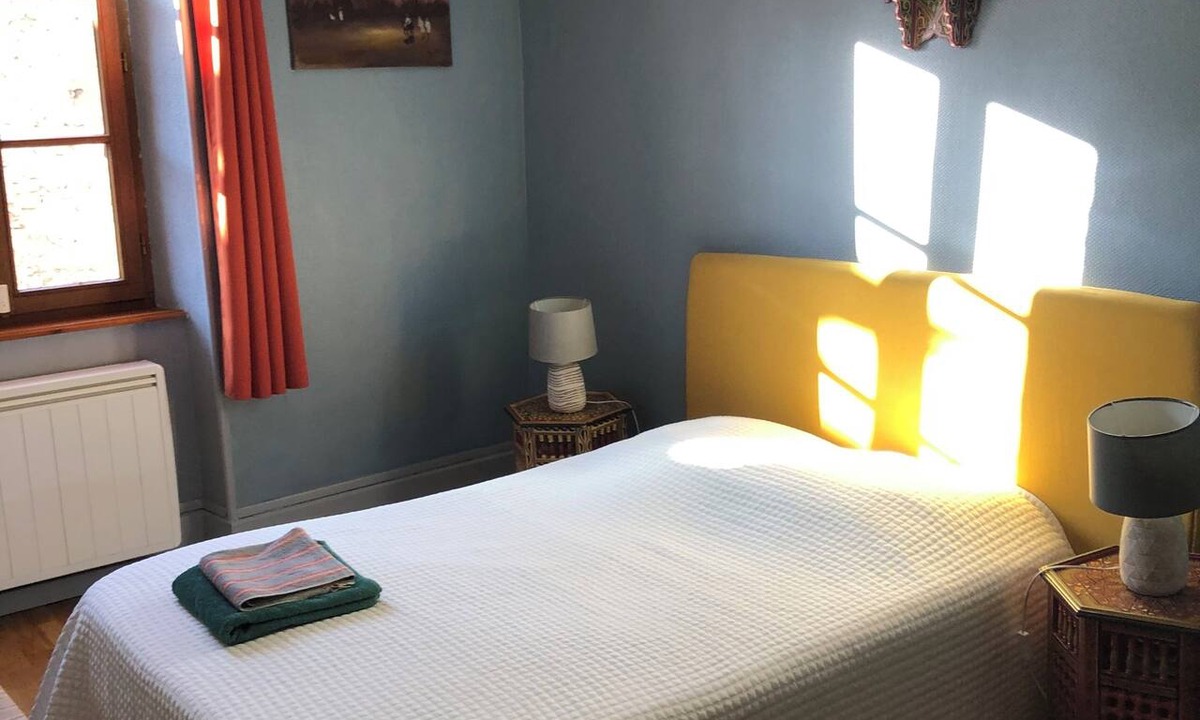 Chatillon en Bazois Hotel | Café Hôtel du Dauphiné