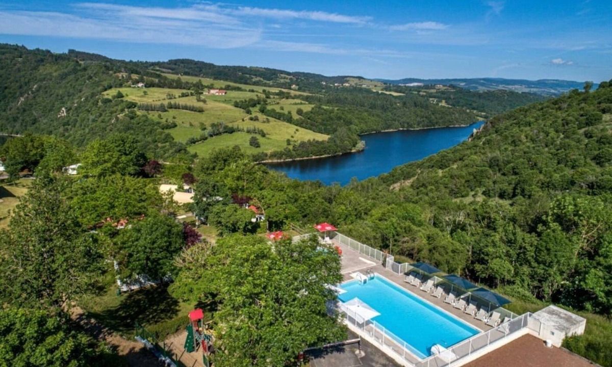Cordelle House | Camping 4 étoiles - Piscine - ccbggc0