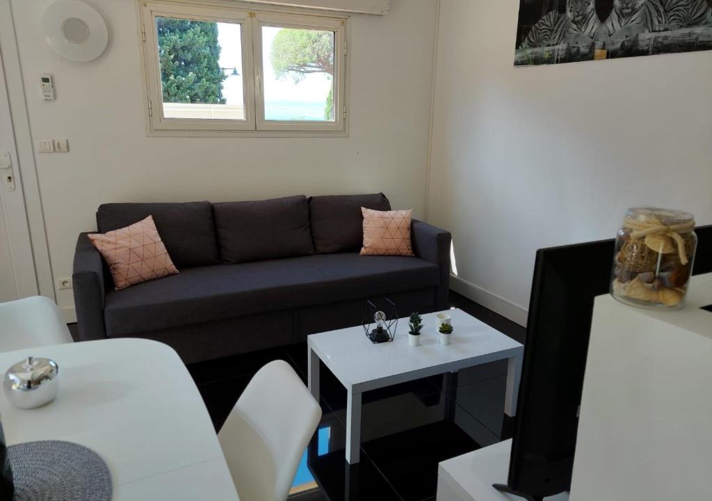 Cavaliere Beach House | cavaliere maisonette 4 personnes vue mer avec petit jardin