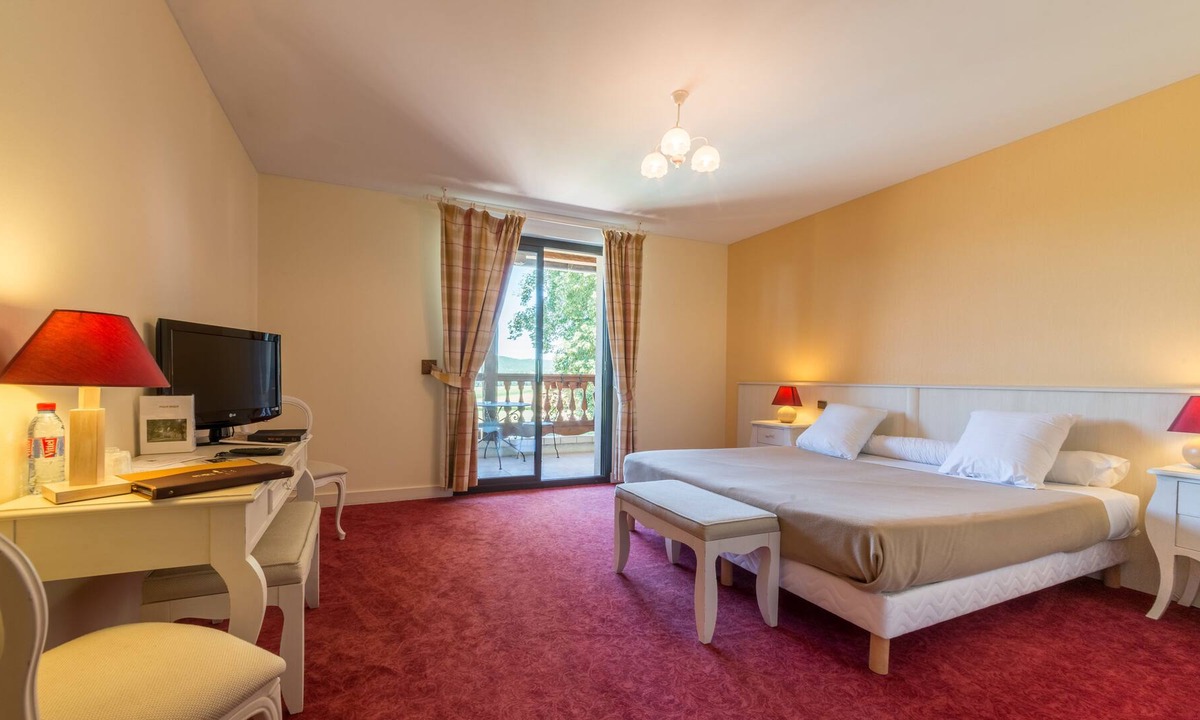 Condat-sur-Vezere Hotel | Château La Fleunie