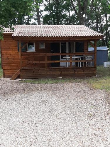 Marcilly-sur-Eure Ski Chalet | Chalet
