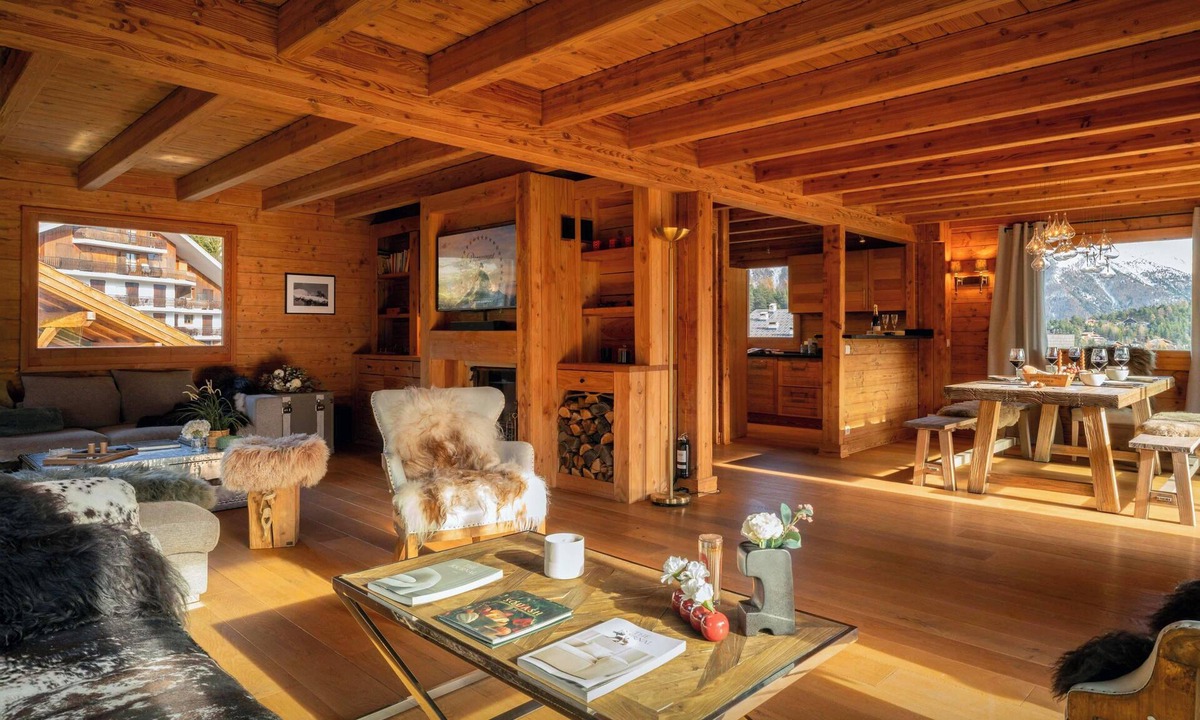 Saint-Etienne-de-Tinee Ski Chalet | Chalet L'Evidence -Explore Mercantour and relax in the sauna - OVO Network