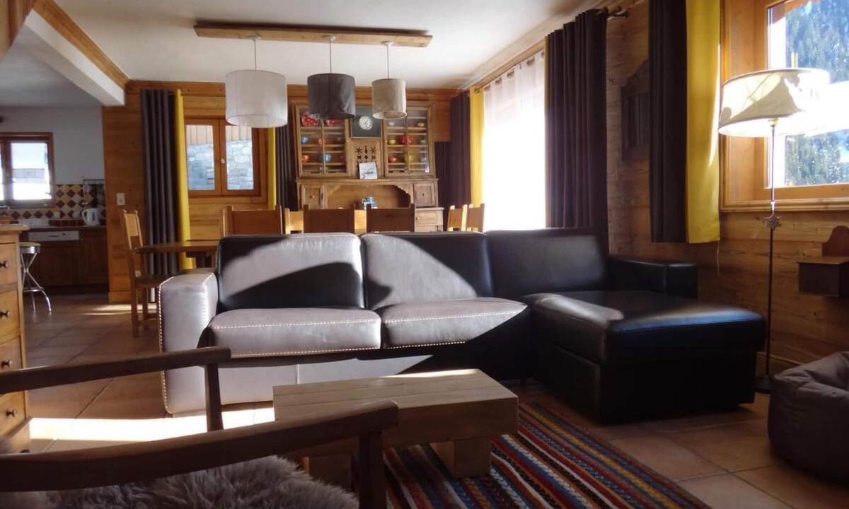 Champagny-en-Vanoise Ski Chalet | Chalet, view village/forest, terrace, balcony, fireplace or stove, tv, 120m², Champagny-en-Vanoise