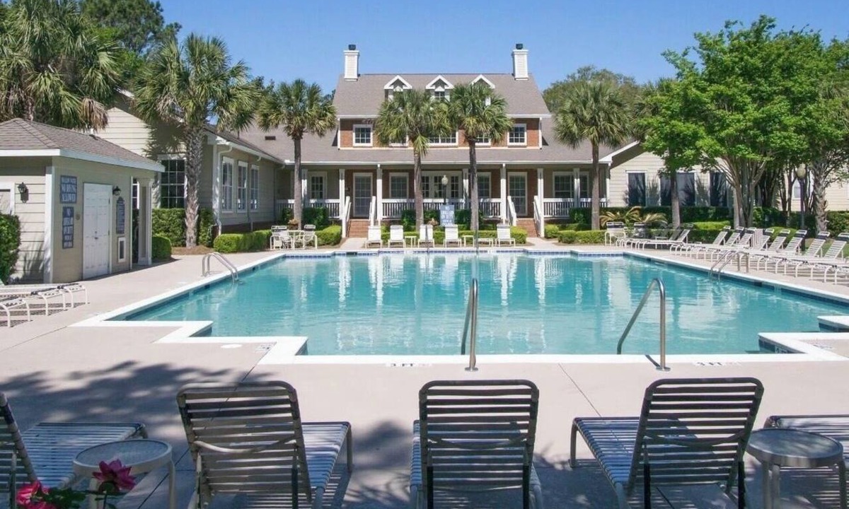 Mount Pleasant Condo | Charming Coastal Condo Minutes from the Beach and Charleston