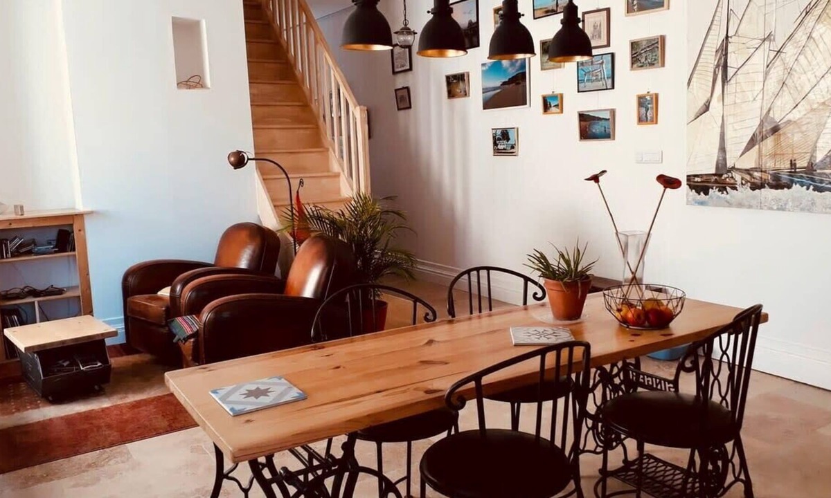 Le Bouscat House | Charming House Ideally Located With Furnished Terrace, 3 Bedrooms & Parking