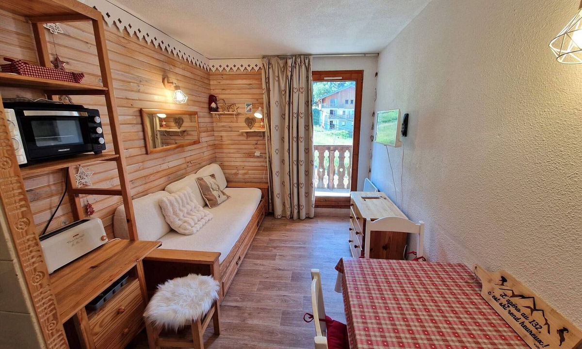 Valfrejus Apartment | Charming studio for 2-3 people, 17m² south-facing in Valfréjus