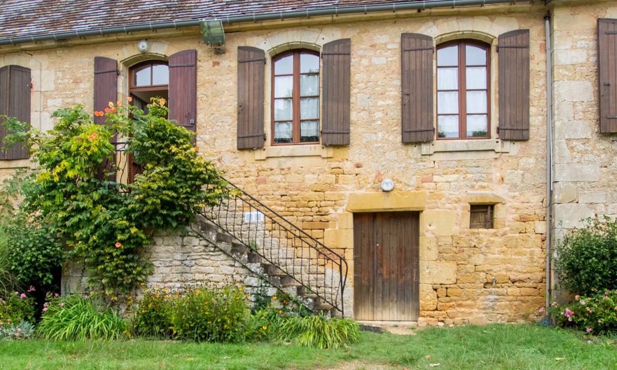 Loubejac Cottage | Charming village house near Villefranche du Périgord, pets allowed, internet included