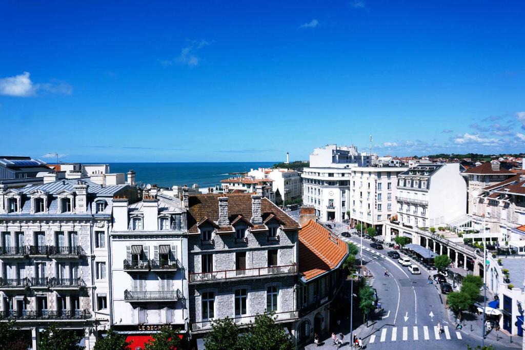 Biarritz City Centre Apartment | CITY VIEW KEYWEEK Apartment in the heart of Biarritz close to the beach