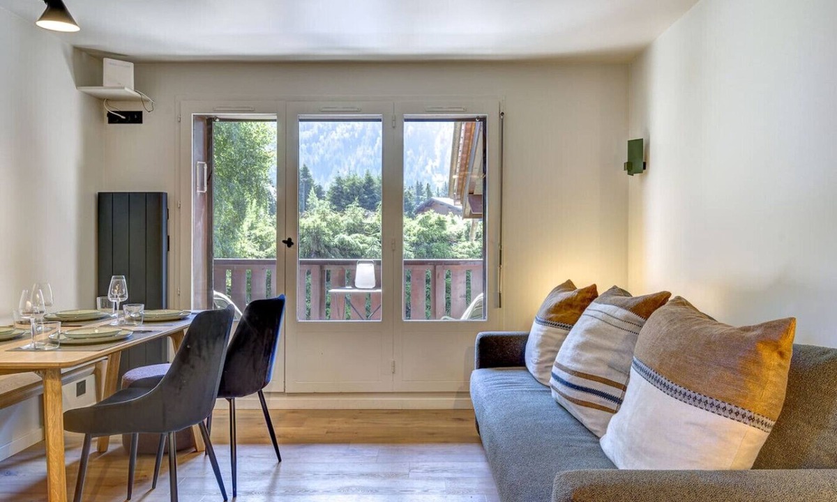 Les Praz-de-Chamonix Apartment | Cocon 1BR Balcony | Parking | HomeCine | Lift500m