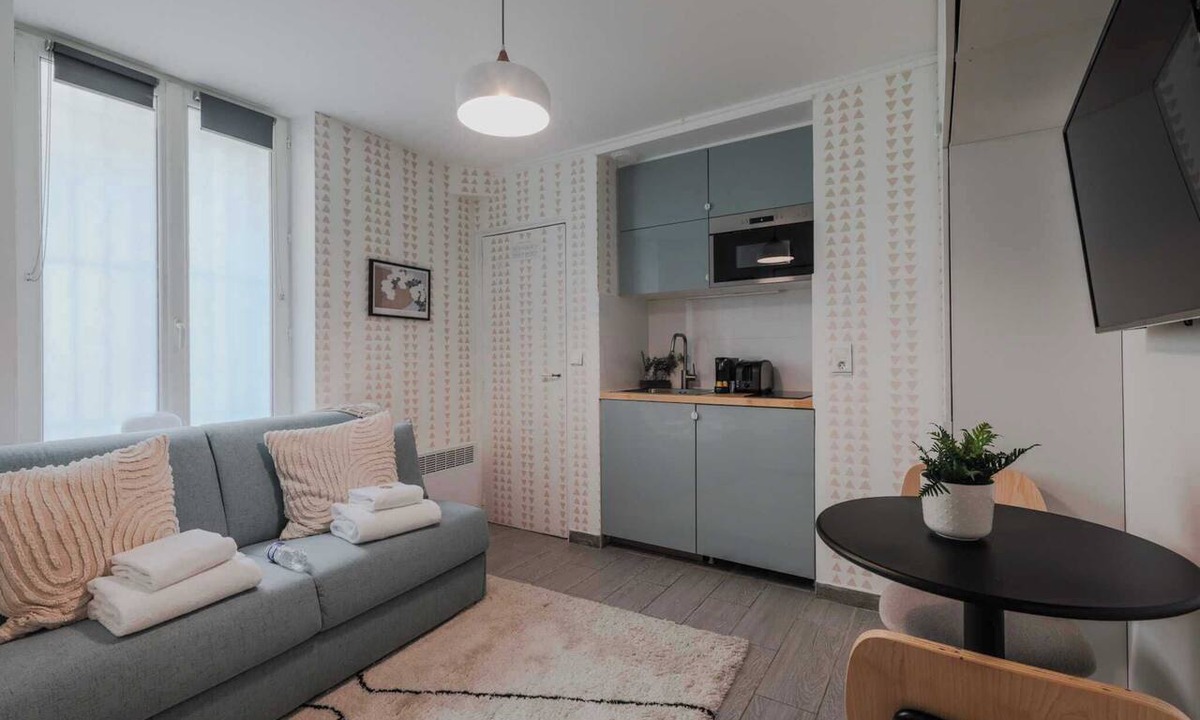 17th Arrondissement Apartment | Cosy Studio - 2P - Musée de la Vie Romantique