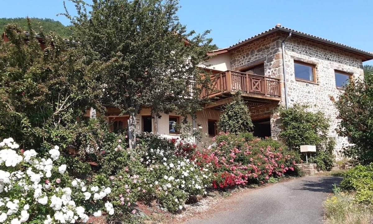 Saint-Romain-de-Popey House | Cottage for 2 to 4 Guests – La fond du mont Popey