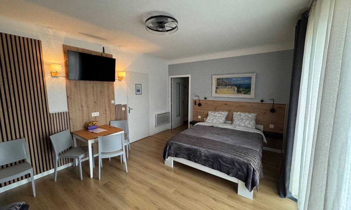 Castellane Apartment | Double room for 4 guests with 25m² in Castellane (264542)