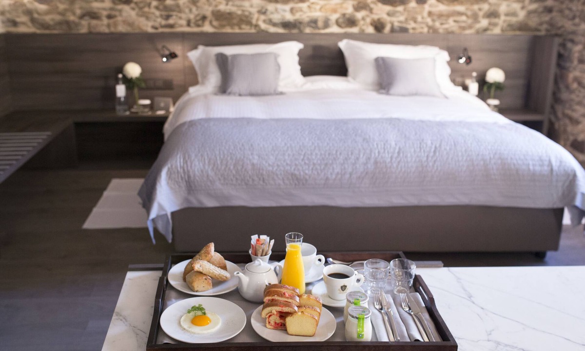 Beyssac Hotel | Etoile de Pompadour