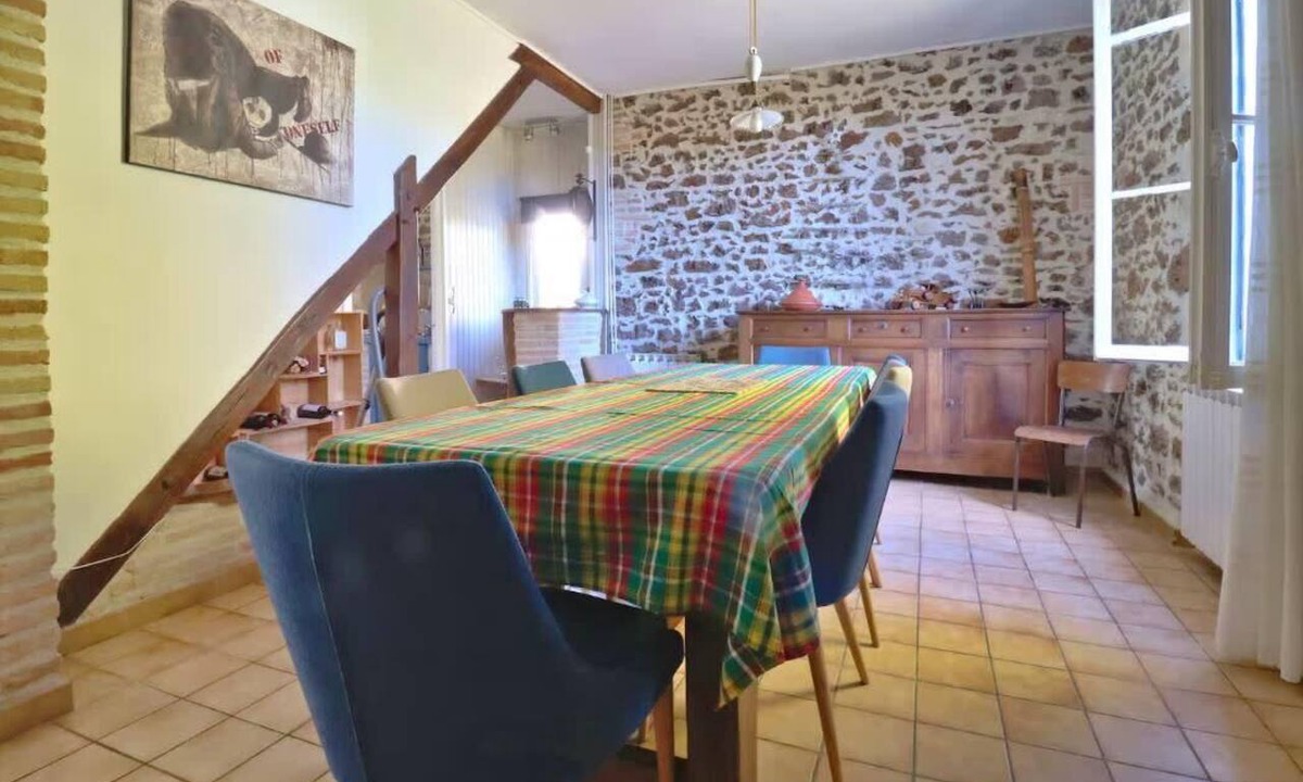 Lugos House | Family house with garden in Lugos