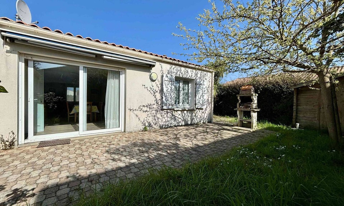 La Cotiniere House | 4-room house near Cotinière Port with garden and parking