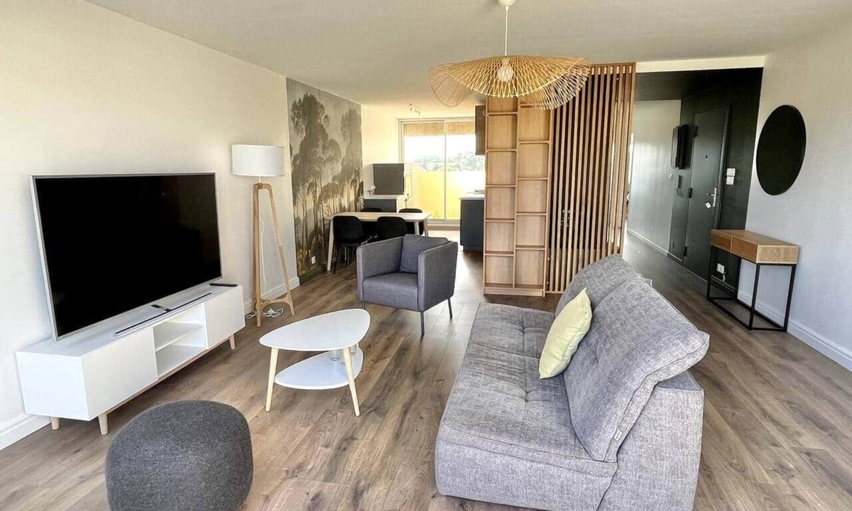 Boutonnet Apartment | Free Parking - Air Conditioning - WIFI - Silent