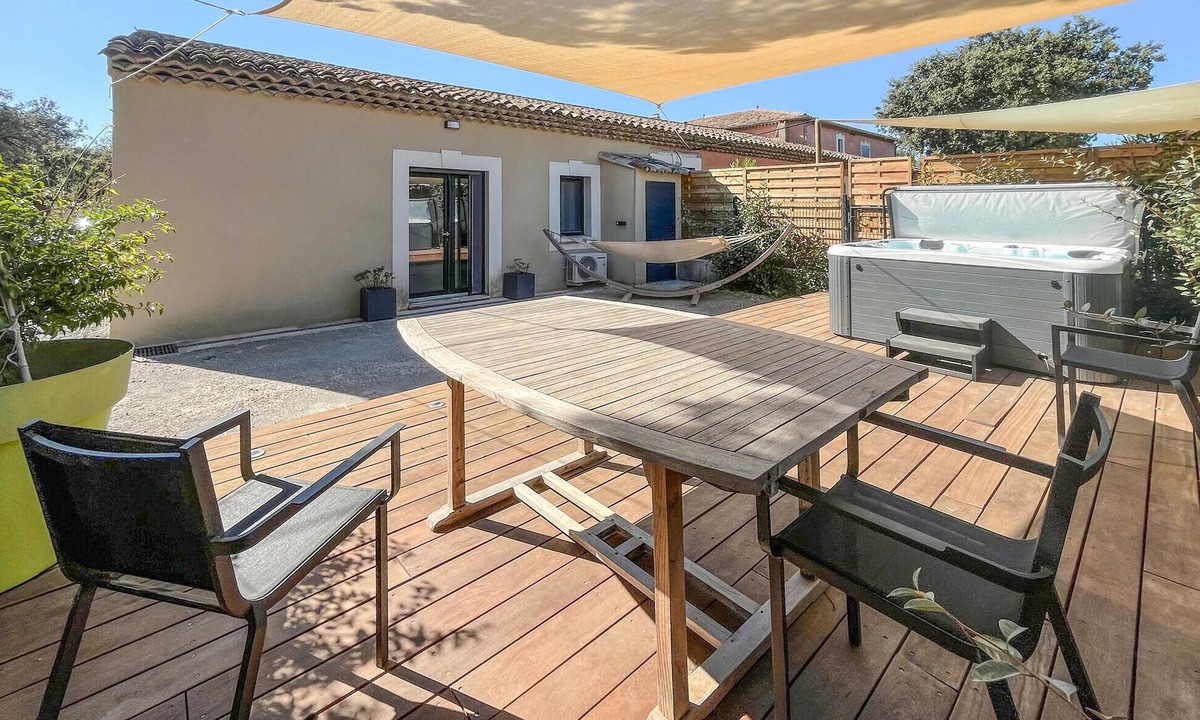 Aureille House | Gîte jacuzzi Alpilles