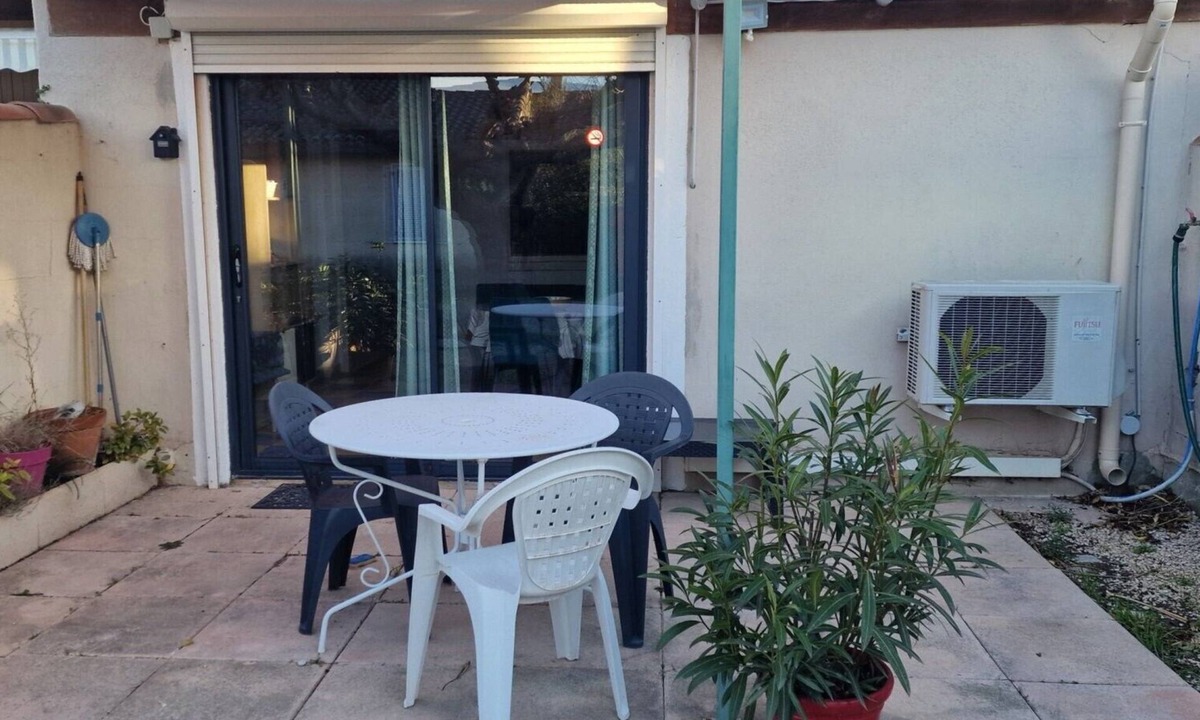 Mouries Apartment | Gîte Les Garrigues – Modern Comfort Near Les Baux-de-Provence, Sleeps 3