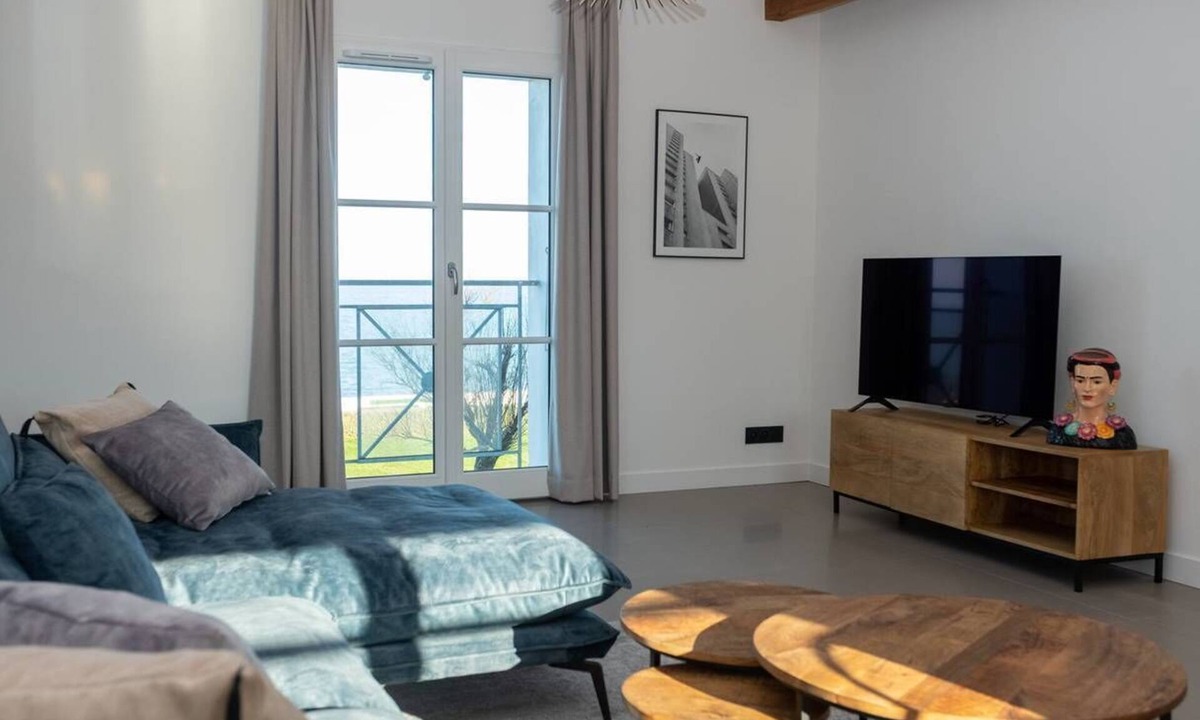 La Flotte Apartment | Grand Clapotis - Sea view brand new appartment in the center of la Flotte
