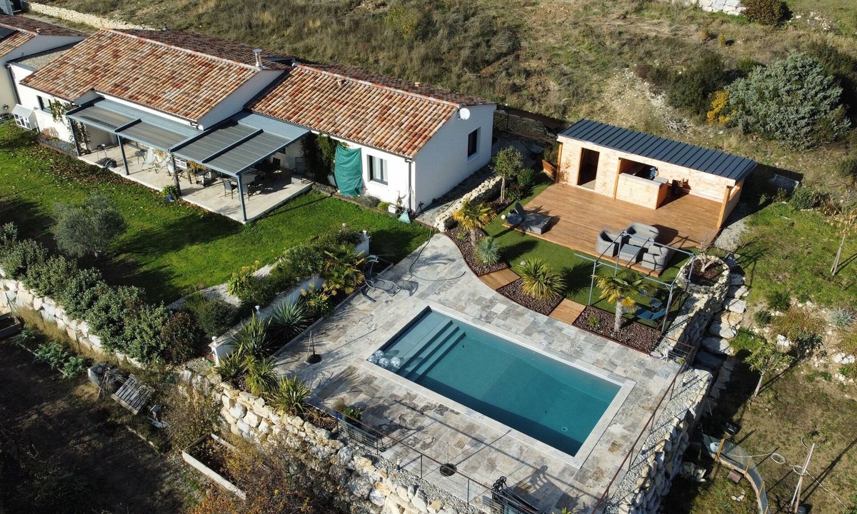 Forcalquier House | Grande Villa Moderne Avec Piscine et 5 Chambres sur Grand Terrain
