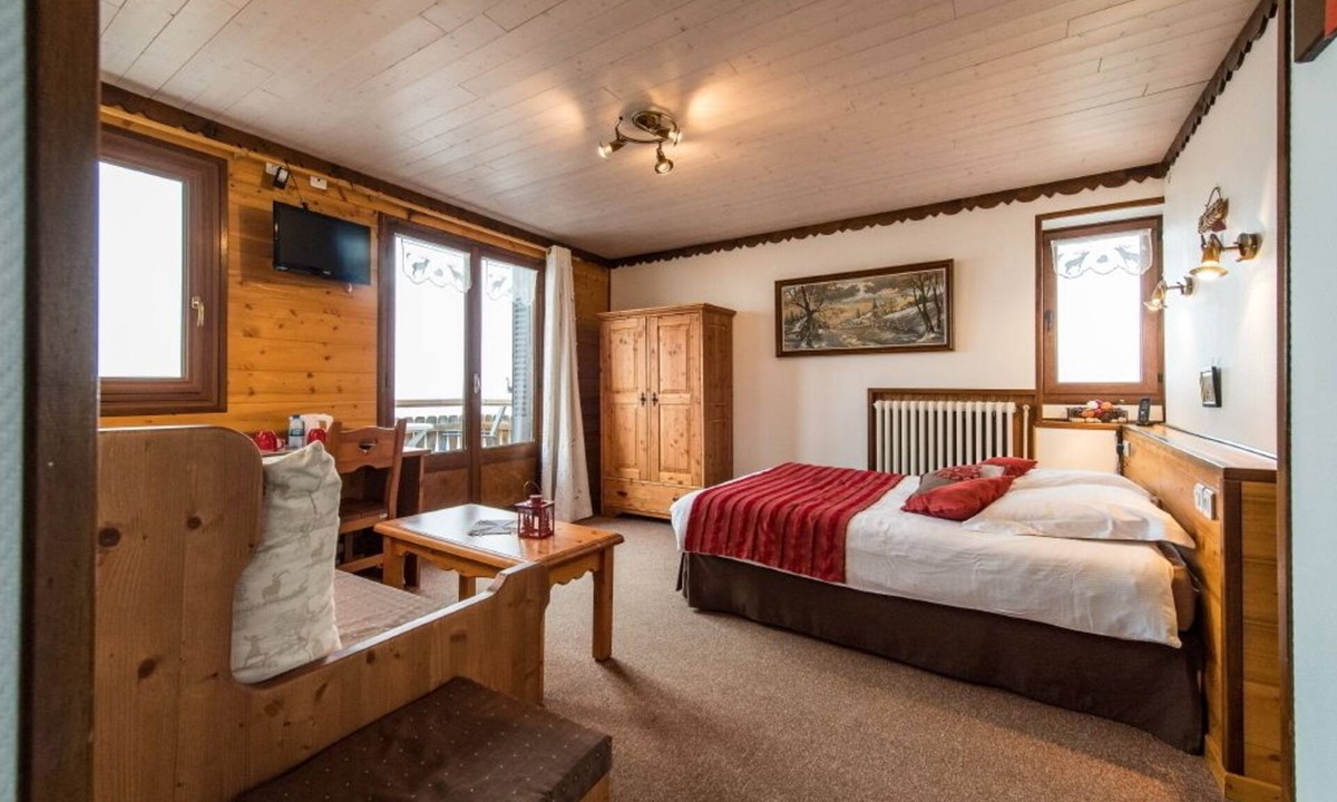 La Toussuire Hotel | Hôtel Le Grand Truc