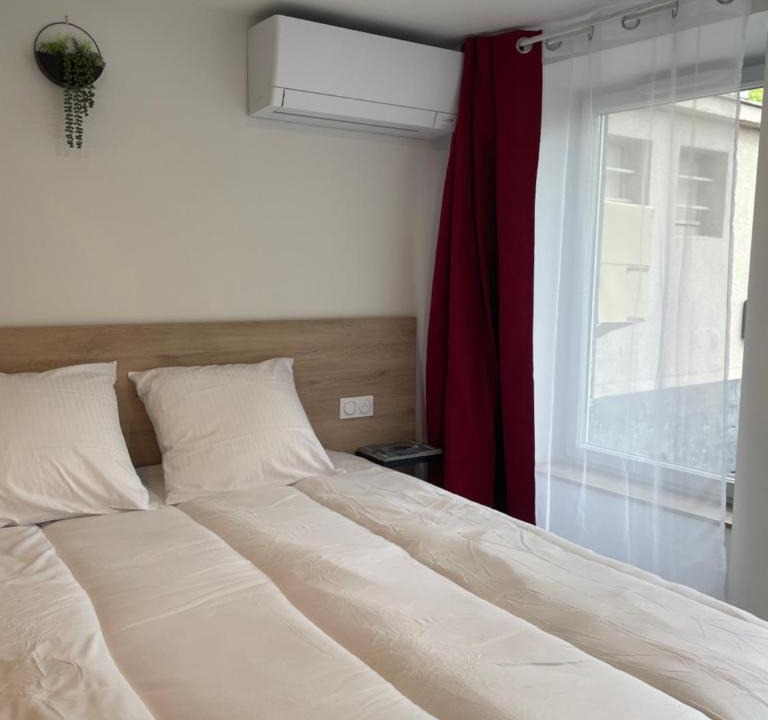 Romagnat Hotel | Hôtel les Jardins de Saulzet