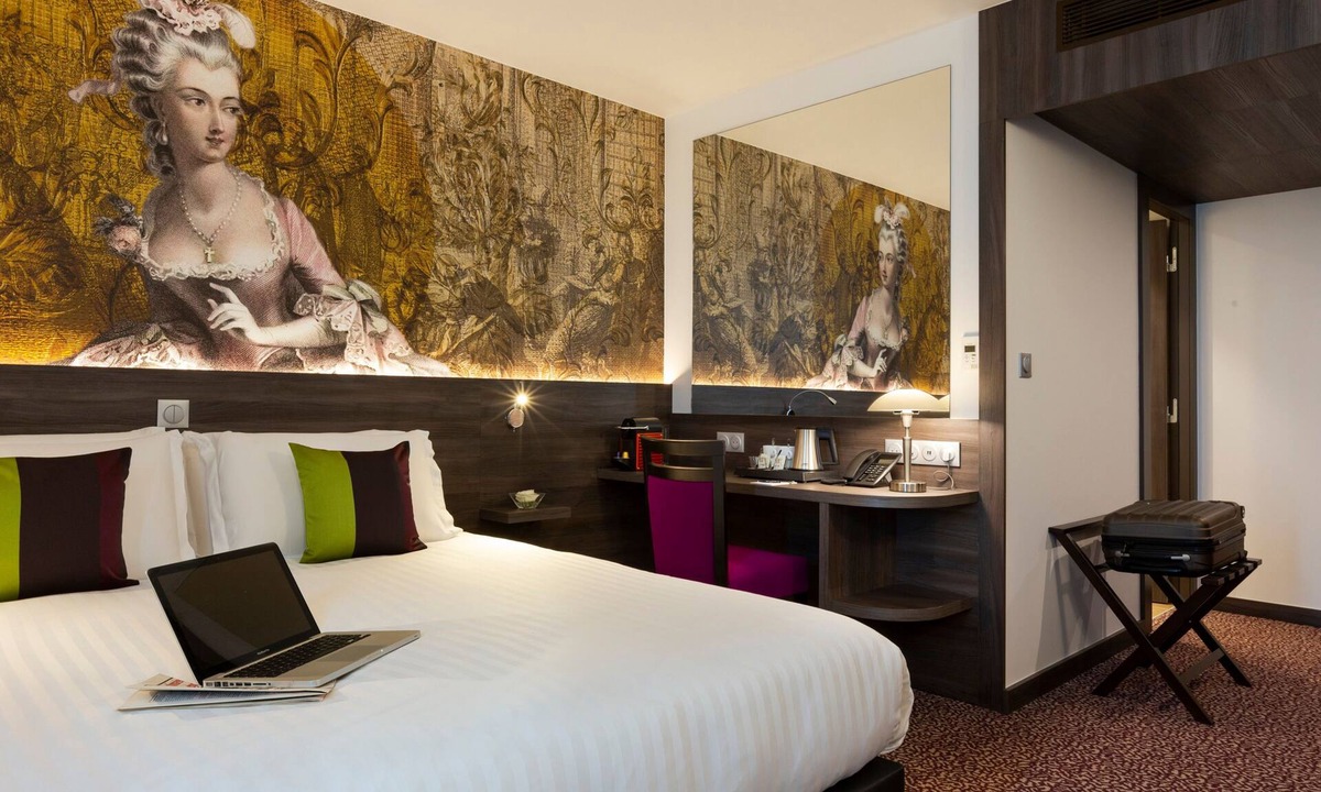 Plaisir Hotel | Hôtel Roi Soleil Prestige Plaisir - St Quentin