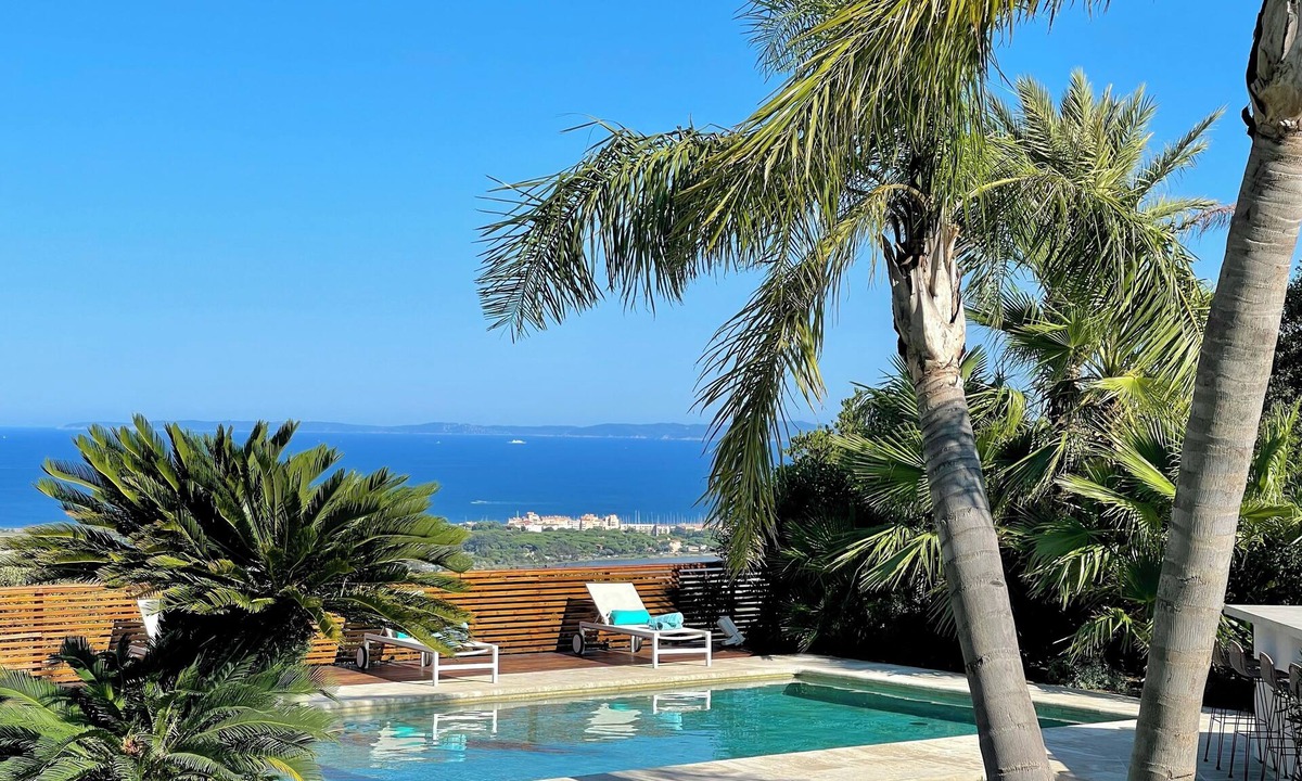 Hyeres Villa | High end estate with superb sea view, heated swimming pool, tennis, jacuzzi