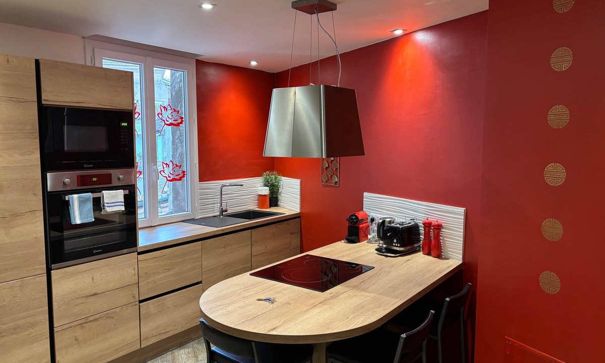 Mazarin Quarter House | Historic center, bright & Modern & AC