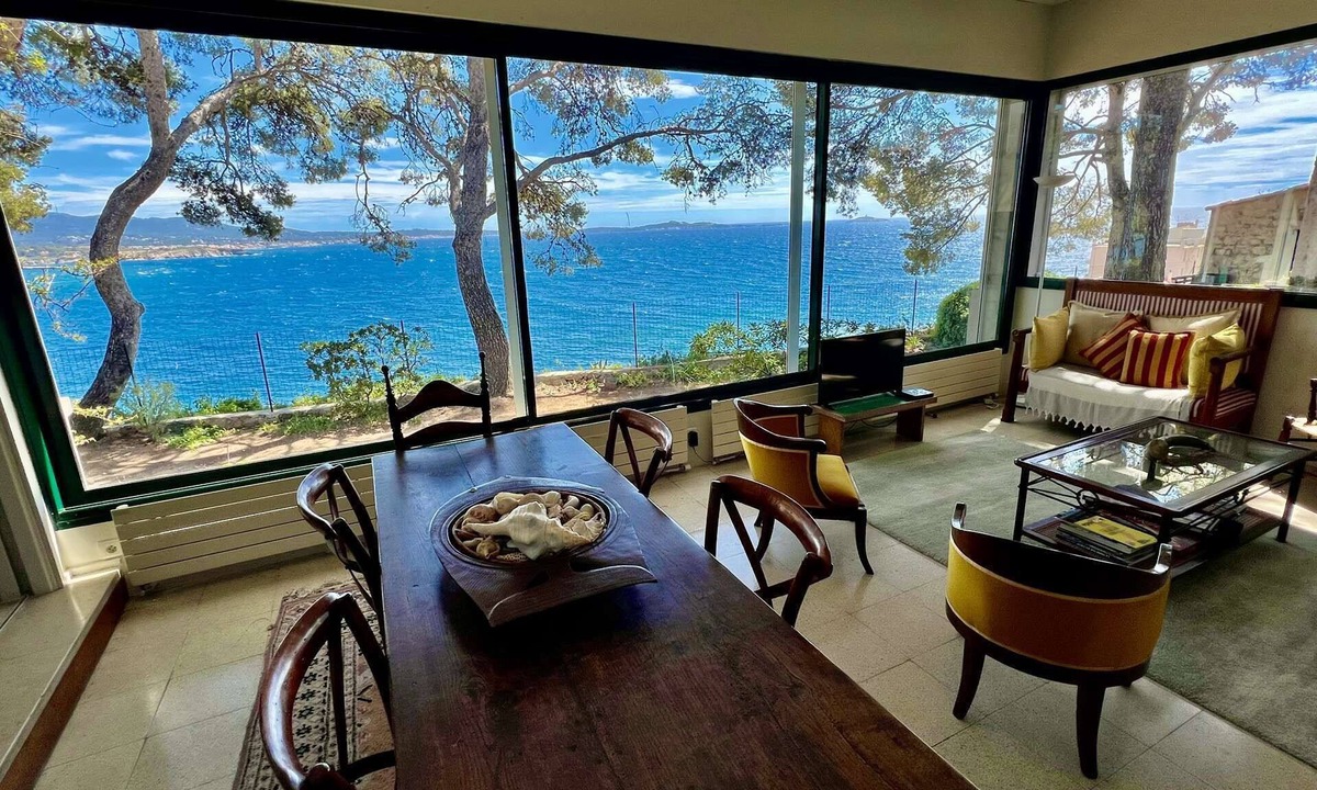 Sanary-sur-Mer House | Historic villa with panoramic sea view in the center of Sanary for 7