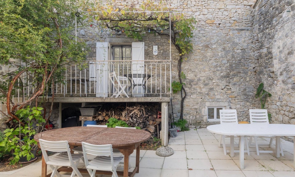 Gras House | Holiday Home 'Chez L'Oncle' with Air Conditioning