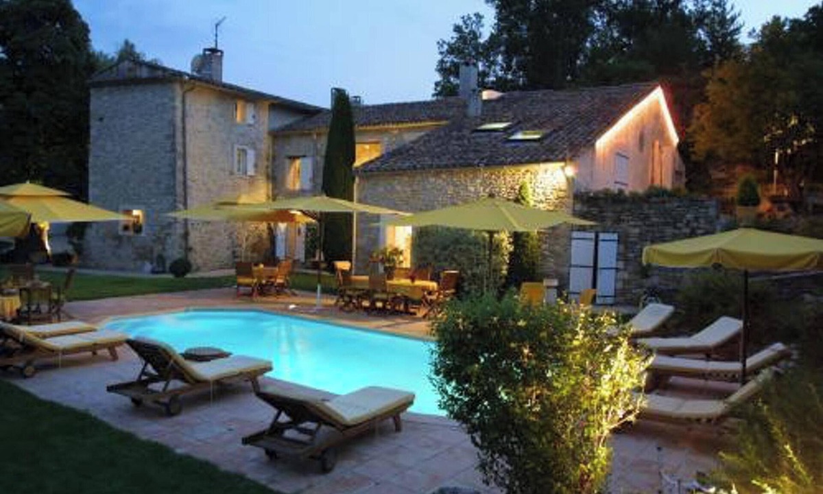 Forcalquier Apartment | Homerez - Studio in Forcalquier