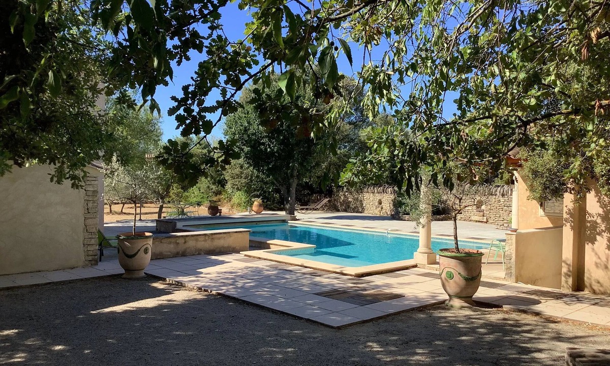 Cabrieres-d'Avignon Villa | Homerez - Villa in Cabrières-d'Avignon