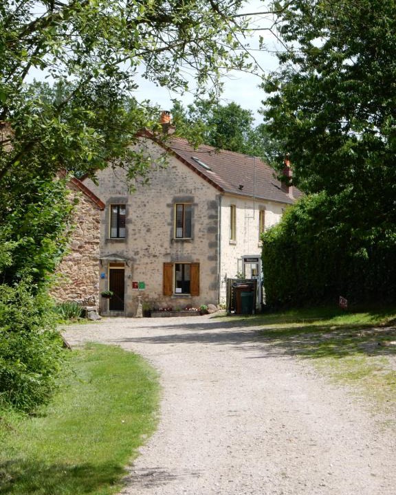 Epiry Hotel | Hotel Camping Sur Yonne