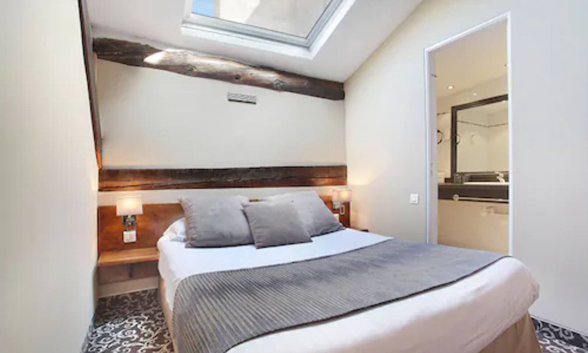 Couronne Urbaine Hotel | Hotel des Augustins